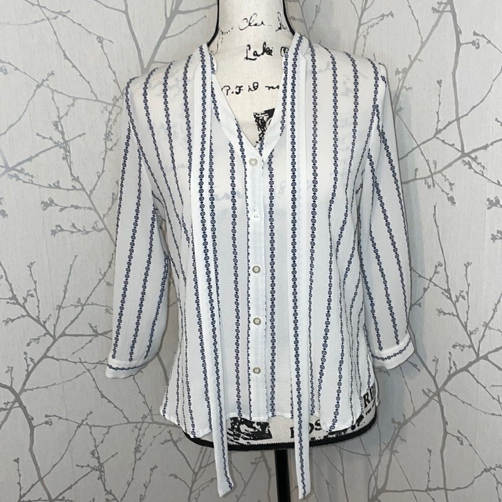 ‎Mine blouse, Size Medium